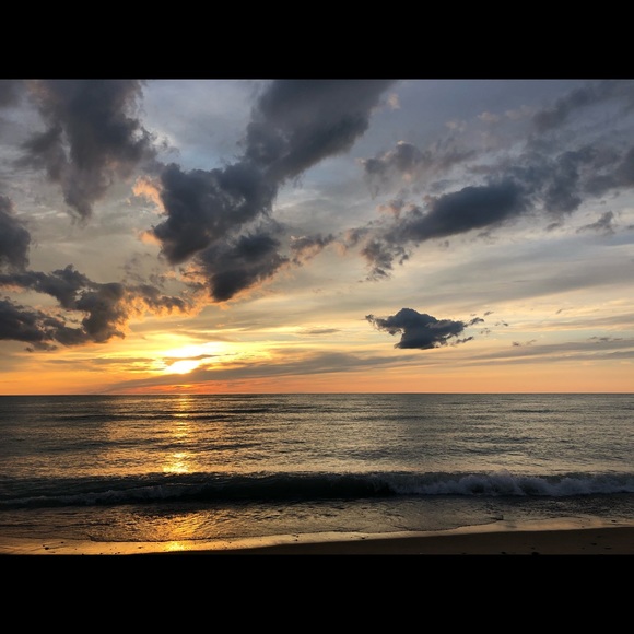 Meet your Posher, Cara-lynne - Picture 1 of 1